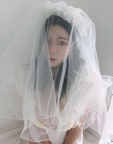 亚洲天堂女人