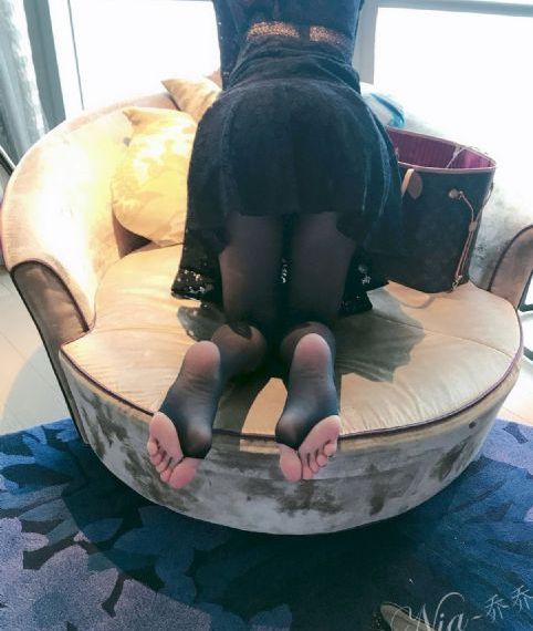 禁止的爱:善良的小姨子在线观看