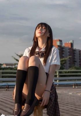 伊人在线