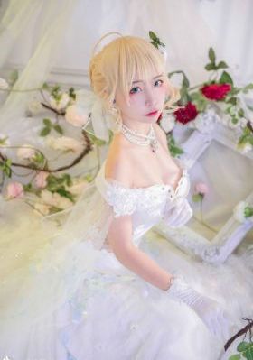 三只裸熊