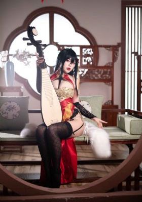 石原莉奈为了老了公和老头出