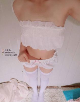 《芳芳》